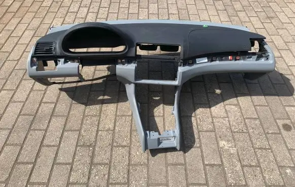 BMW 3 E46 Dashboard 51457143211 8222752 8222733