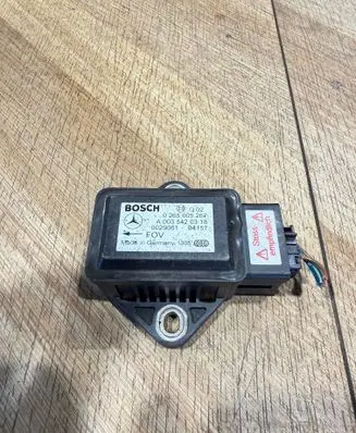Mercedes-Benz E W211 ESP acceleration yaw rate sensor 0265005267 0029061