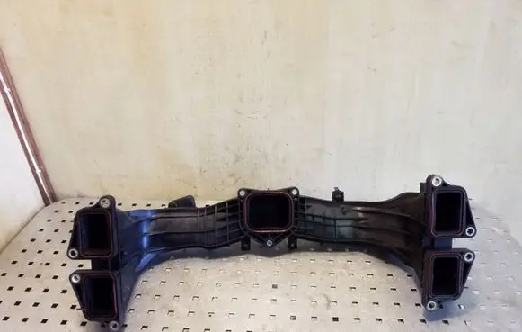 Subaru Outback Intake manifold