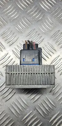 Opel Zafira B Glow plug pre-heat relay 55353011 51299014A