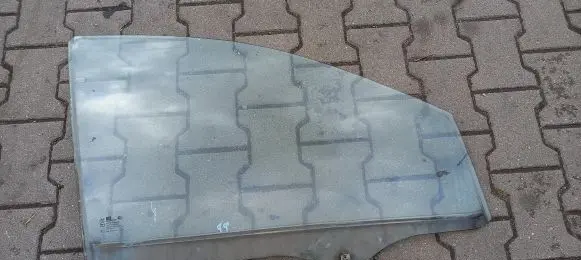 Hyundai Matrix Front door window glass four-door