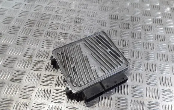 Mercedes-Benz ML W164 Engine control unit/module A2721531192 0261209373 A0034467840