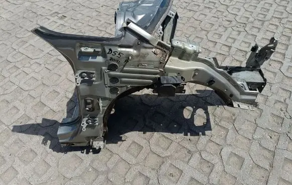 Citroen DS5 Bumper support mounting bracket corner 