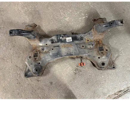 Hyundai i30 Front subframe 62401A6400