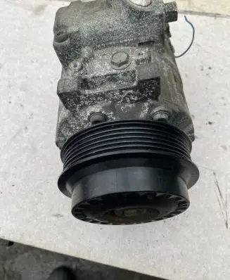 Mercedes-Benz E A207 Air conditioning (A/C) compressor (pump) A0022305011