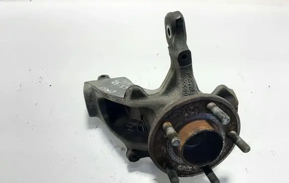 Ford C-MAX II Front wheel hub 