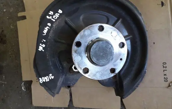 Audi A3 S3 8P Rear wheel hub