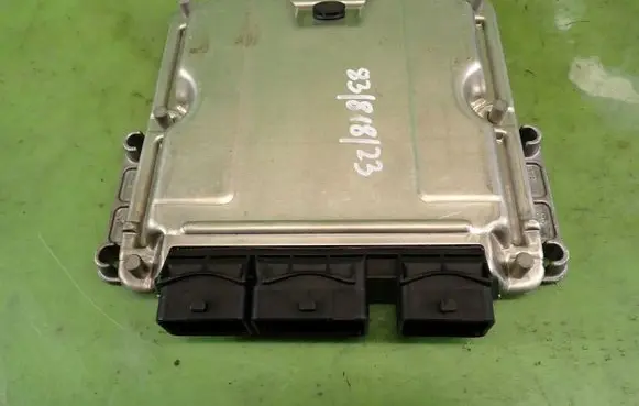 Citroen C5 Engine control unit/module ECU