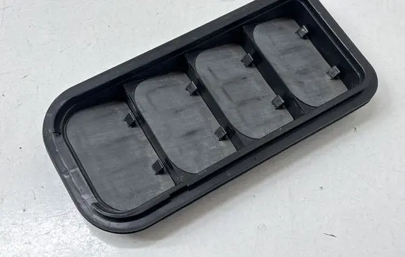 Volkswagen Tiguan Allspace Quarter panel pressure vent 7N0819465E