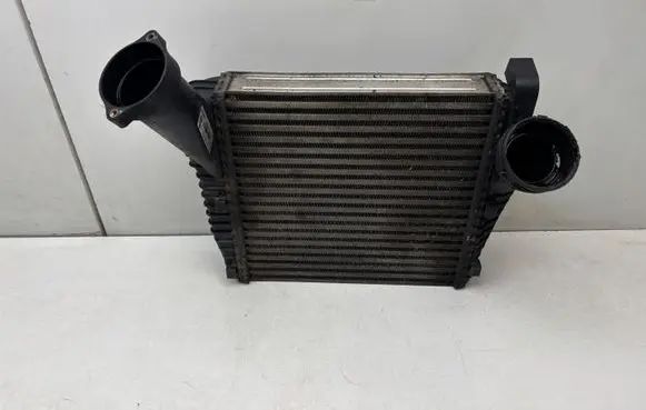 Audi Q7 4L Intercooler radiator 7L6145803C