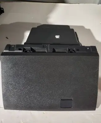 Citroen C4 III e-C4 Glove box 9831715680 9831693780 Y0041678