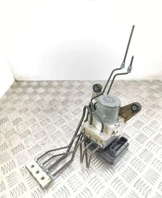 BMW 5 F10 F11 ABS Pump 6797668