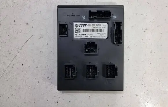 Audi A4 S4 B8 8K Comfort/convenience module 8K0907063DH 08016001 F005V01211