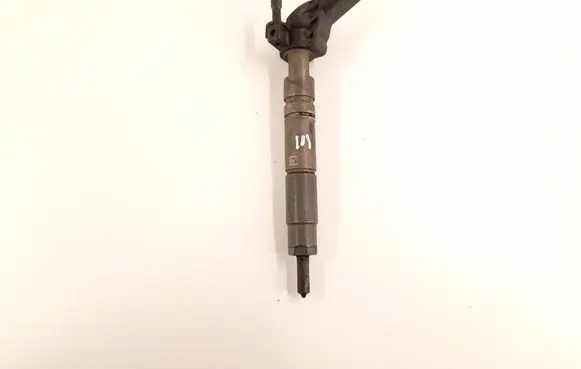 Mercedes-Benz ML W164 Fuel injector 6420700587 6420701987