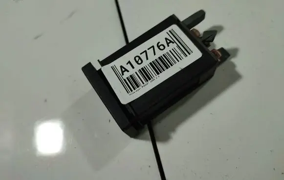 Hazard light switch
