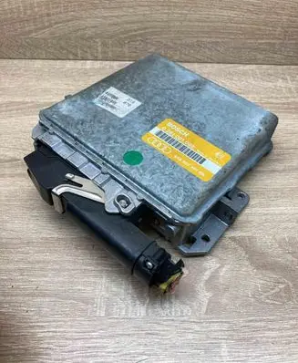 Audi 100 S4 C4 Engine control unit/module ECU 443907401BA 0281001092