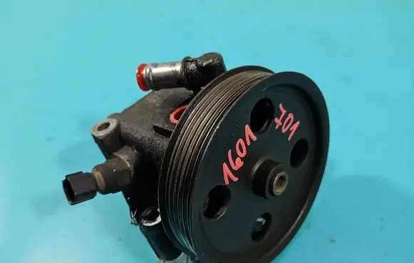 Ford Focus Power steering pump 4M513A696AD IMPRK1601701