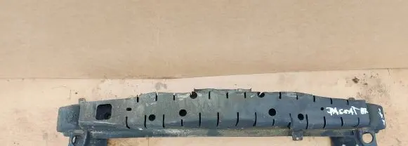 Volkswagen PASSAT B7 Front bumper support beam