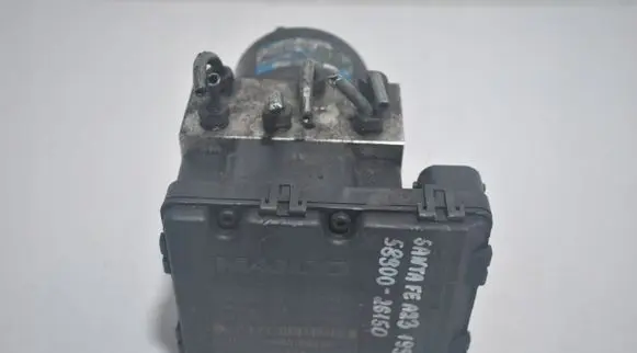 Hyundai Santa Fe ABS Pump 5890026150