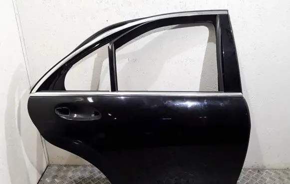 Mercedes-Benz S W221 Rear door 