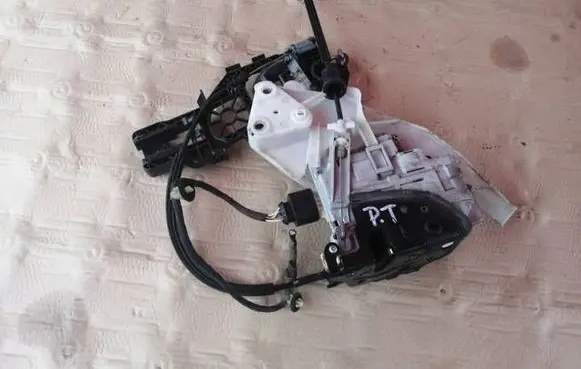 Volkswagen PASSAT B6 Rear door lock 3C4839016A