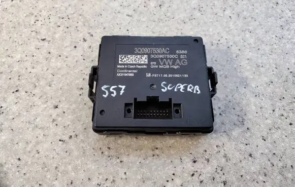 Skoda Superb B8 (3V) Gateway control module 3Q0907530AC57 3Q0907530AC