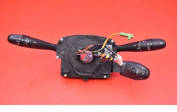 Peugeot 207 CC Other switches/knobs/shifts 96630718XT