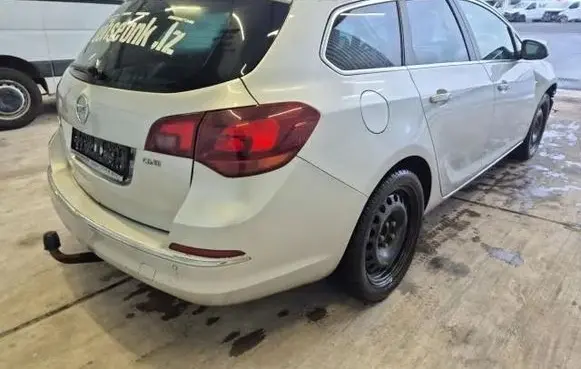 Opel Astra J Other exterior part 