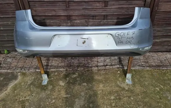 Volkswagen Golf VII Front bumper 000564