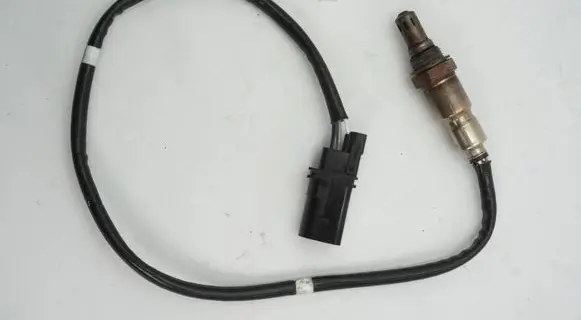 Volkswagen PASSAT B8 Lambda probe sensor 04L906262A