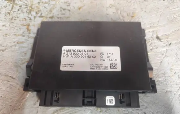 Mercedes-Benz E W213 Gearbox control unit/module A2139002501 5WE00001 A0009016202