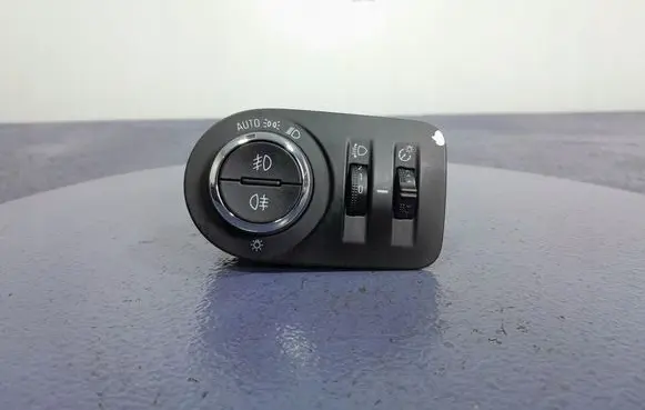 Opel Astra K Light switch 13493472