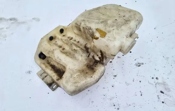 Renault Espace I Windshield washer fluid reservoir/tank 6025003338