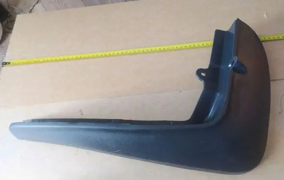 Land Rover Discovery 3 - LR3 Front mudguard 