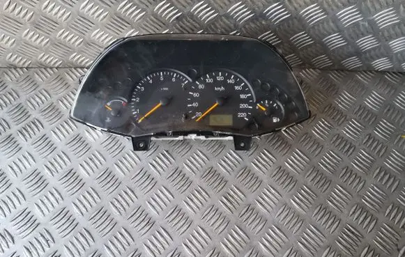 Ford Focus Speedometer (instrument cluster) 98AP10841BC