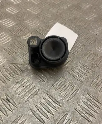 Toyota Land Cruiser (J150) Alarm system siren 8904060130