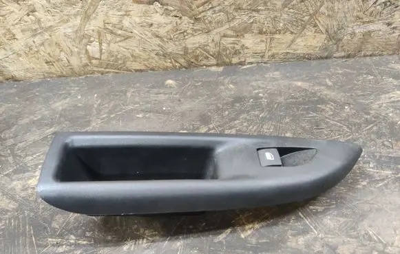 Opel Mokka B Rear door handle trim 9835154080