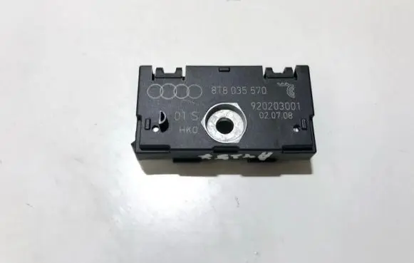 Audi A5 8T 8F Antenna control unit 8t8035570 920203001