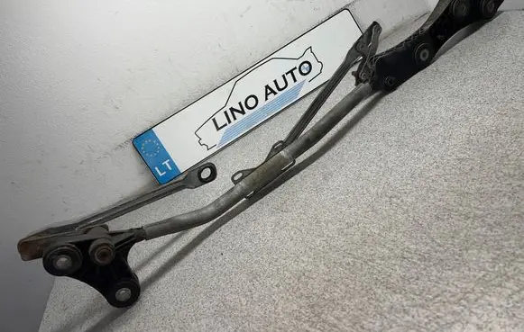 BMW 5 E60 E61 Front wiper linkage 7131164