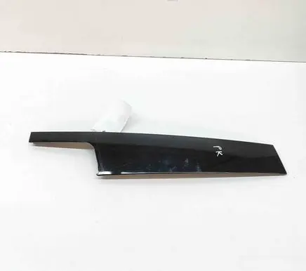BMW X2 U10 Front door glass trim molding 5A2FC81