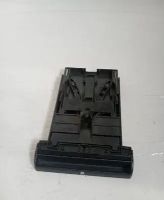 Subaru Forester SG Cup holder front 92232