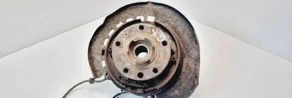 Volkswagen Touareg I Rear wheel hub spindle/knuckle 