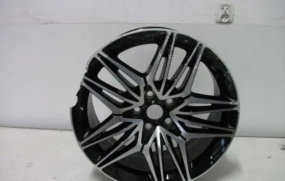 R19 alloy rim
