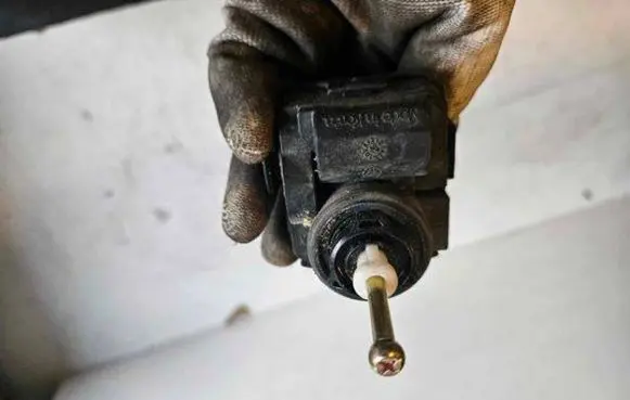 Audi A6 S6 C5 4B Headlight level adjustment motor 31G56B