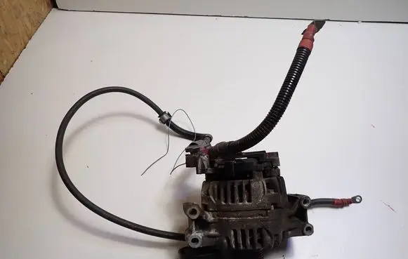BMW 3 E46 Generator/alternator 0124325037