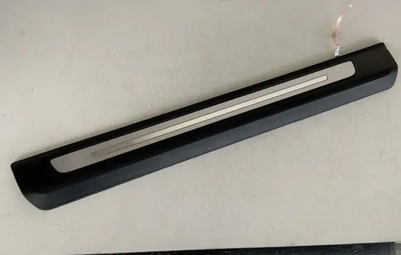 Audi Q7 4M Front sill trim cover 4M0947405