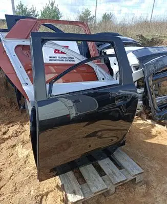 Dacia Lodgy Rear door
