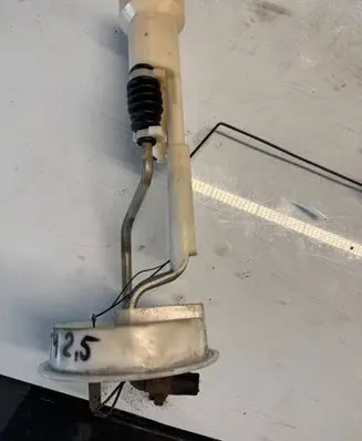 Volkswagen Multivan T4 Fuel level sensor 701919183a