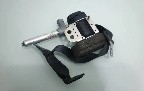 Volvo C30 Rear seatbelt 30642226