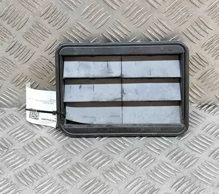 BMW X7 G07 Quarter panel pressure vent 9176945